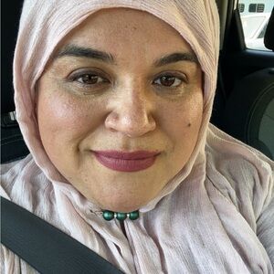 Meet your Posher, Mayra